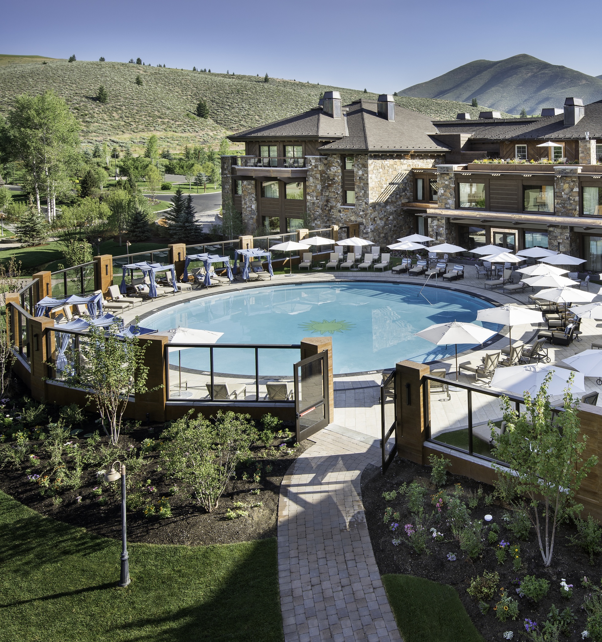 Refresh & Dine at the Poolside Café | Sun Valley
